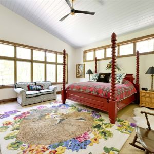 Exansive Modern Cottage